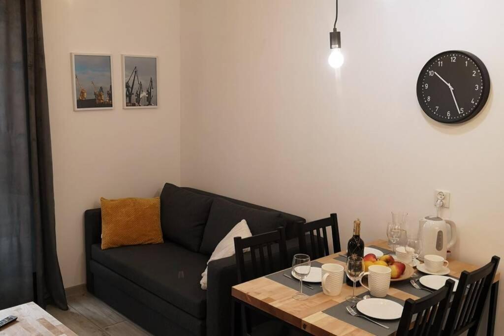 The Yellow Apartment Danzica Esterno foto